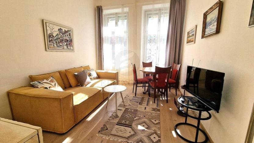Pronájem bytu 2+kk, Praha - Vinohrady, Šafaříkova, 39 m2