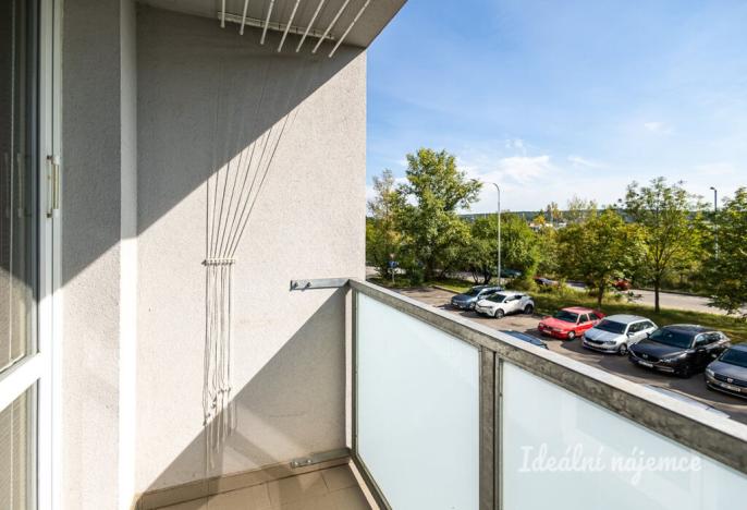 Pronájem bytu 2+kk, Praha - Černý Most, Kpt. Stránského, 43 m2