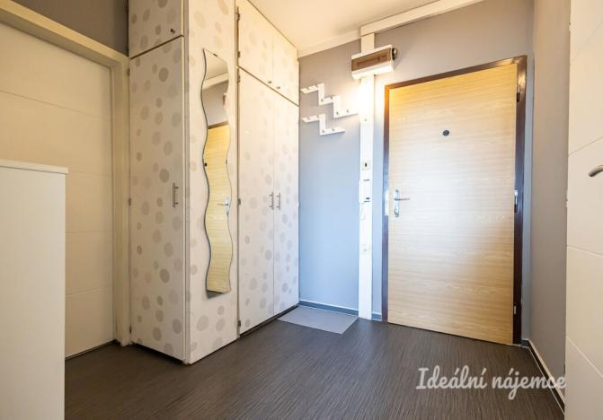 Pronájem bytu 2+kk, Praha - Černý Most, Kpt. Stránského, 43 m2