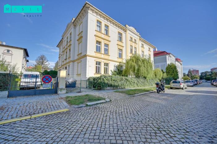 Prodej bytu 3+1, Olomouc - Nová Ulice, Dvořákova, 85 m2