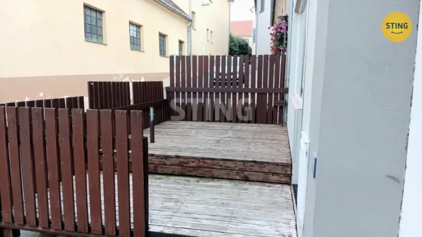 Pronájem obchodního prostoru, Moravský Krumlov, Dr. Odstrčila, 61 m2
