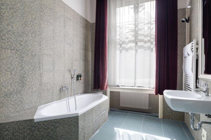 Prodej ubytování, Ratboř, Komenského, 3000 m2