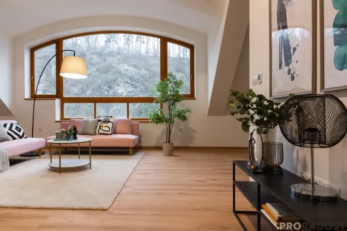 Prodej bytu 2+kk, Třebíč - Vnitřní Město, Karlovo nám., 116 m2