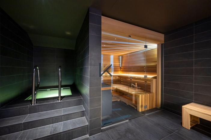 Pronájem obchodního prostoru, Praha - Smíchov, Holečkova, 345 m2