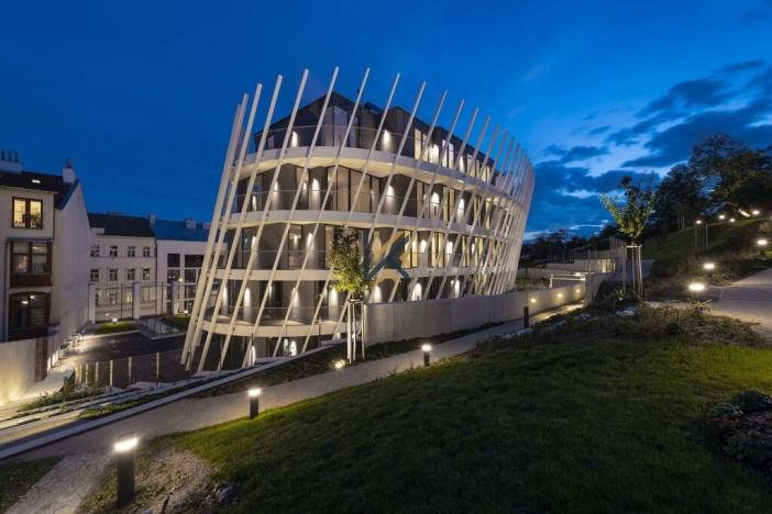 Pronájem obchodního prostoru, Praha - Smíchov, Holečkova, 345 m2