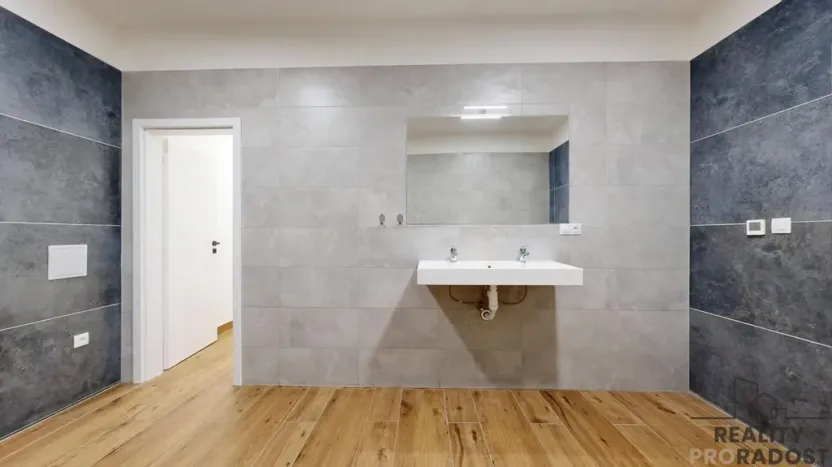 Prodej bytu 3+kk, Třebíč - Vnitřní Město, Karlovo nám., 123 m2