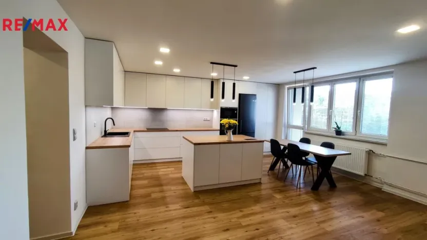 Prodej bytu 3+kk, Bílovec, Nad Střelnicí, 93 m2