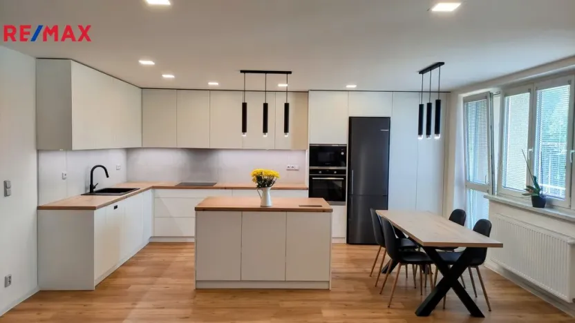 Prodej bytu 3+kk, Bílovec, Nad Střelnicí, 93 m2