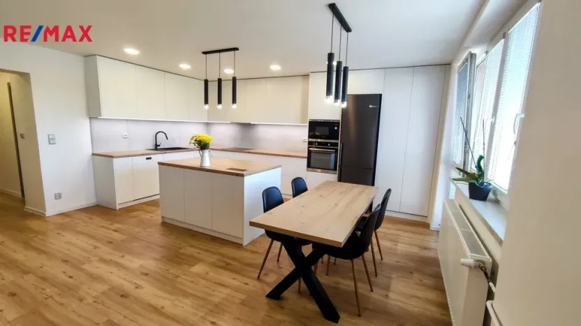 Prodej bytu 3+kk, Bílovec, Nad Střelnicí, 93 m2