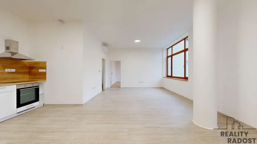 Prodej bytu 2+kk, Třebíč - Vnitřní Město, Karlovo nám., 80 m2