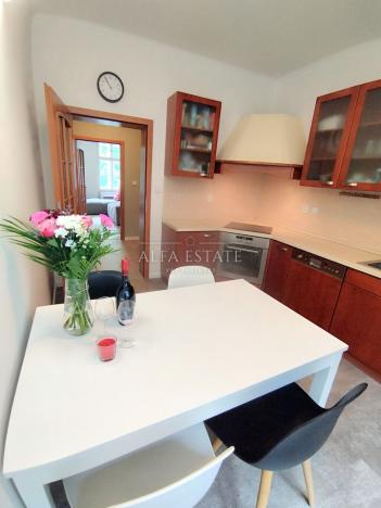 Pronájem bytu 3+1, Karlovy Vary, Mariánskolázeňská, 79 m2