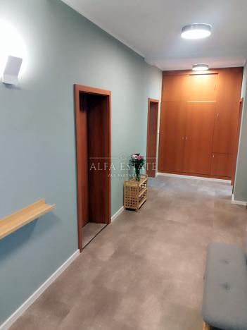 Pronájem bytu 3+1, Karlovy Vary, Mariánskolázeňská, 79 m2