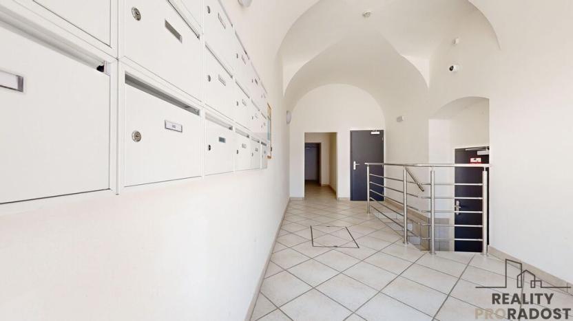 Prodej bytu 4+kk, Třebíč - Vnitřní Město, Karlovo nám., 119 m2