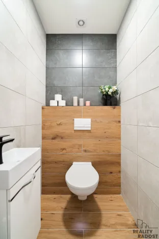 Prodej bytu 4+kk, Třebíč - Vnitřní Město, Karlovo nám., 119 m2