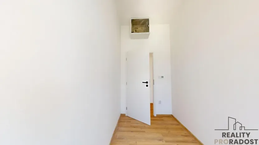 Prodej bytu 4+kk, Třebíč - Vnitřní Město, Karlovo nám., 119 m2