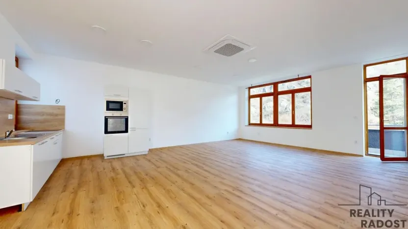 Prodej bytu 4+kk, Třebíč - Vnitřní Město, Karlovo nám., 119 m2
