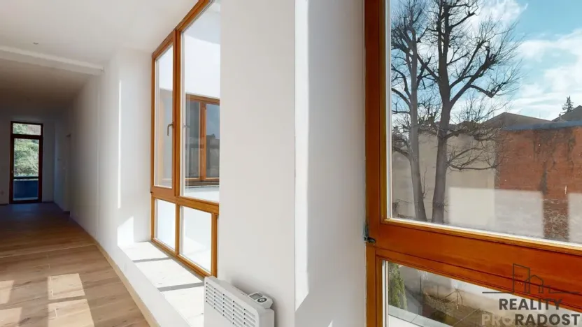 Prodej bytu 4+kk, Třebíč - Vnitřní Město, Karlovo nám., 119 m2
