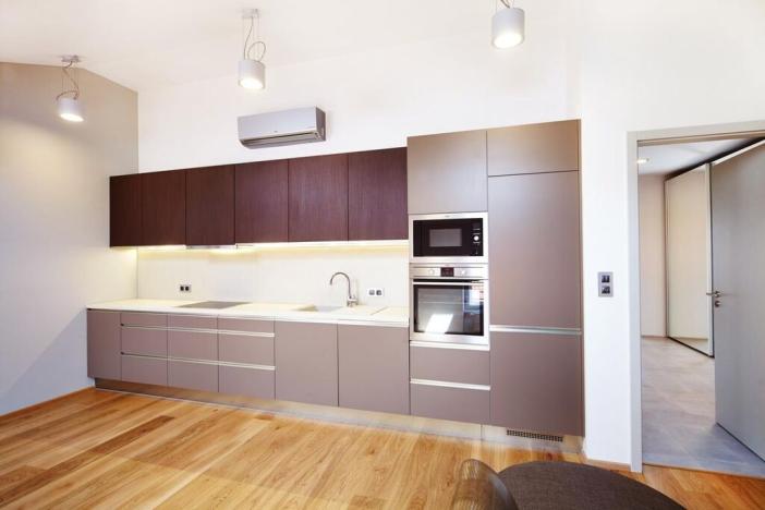 Pronájem bytu 2+kk, Brno, Česká, 64 m2