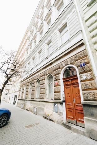 Prodej bytu 2+kk, Praha - Nové Město, Wenzigova, 85 m2