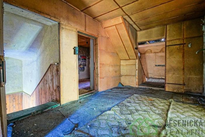 Prodej rodinného domu, Uhelná - Dolní Fořt, 250 m2