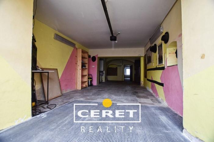 Prodej rodinného domu, Žatec, náměstí 5. května, 300 m2