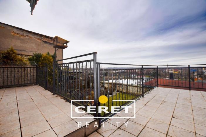 Prodej rodinného domu, Žatec, náměstí 5. května, 300 m2