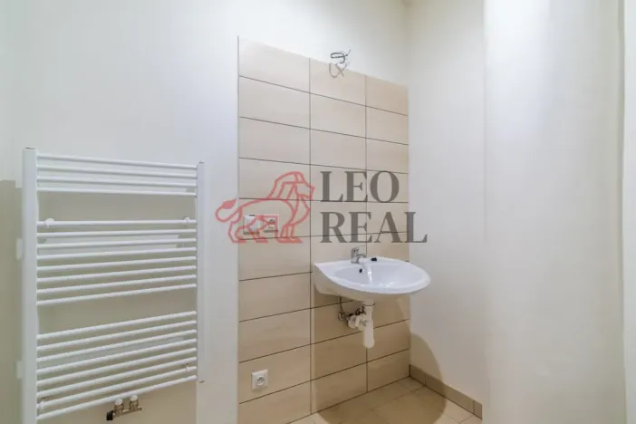 Pronájem bytu 1+kk, Strašice, 28 m2