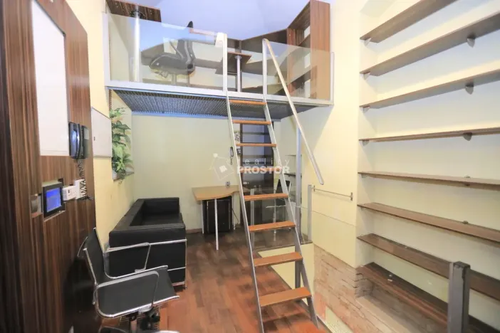 Pronájem kanceláře, Praha - Staré Město, Benediktská, 34 m2