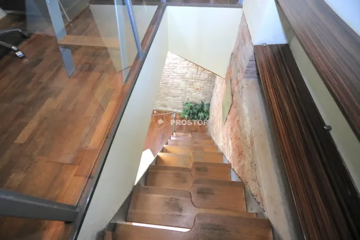 Pronájem kanceláře, Praha - Staré Město, Benediktská, 34 m2