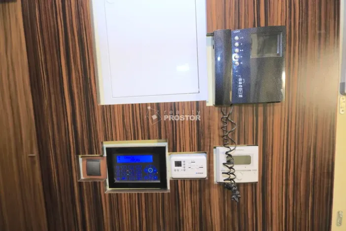 Pronájem kanceláře, Praha - Staré Město, Benediktská, 34 m2