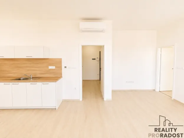 Prodej bytu 2+kk, Třebíč - Vnitřní Město, Karlovo nám., 80 m2