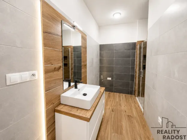 Prodej bytu 2+kk, Třebíč - Vnitřní Město, Karlovo nám., 80 m2