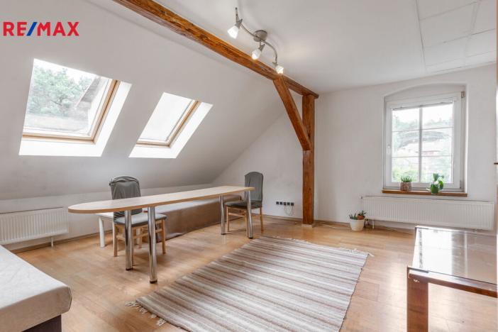 Prodej vícegeneračního domu, Dalovice, 278 m2