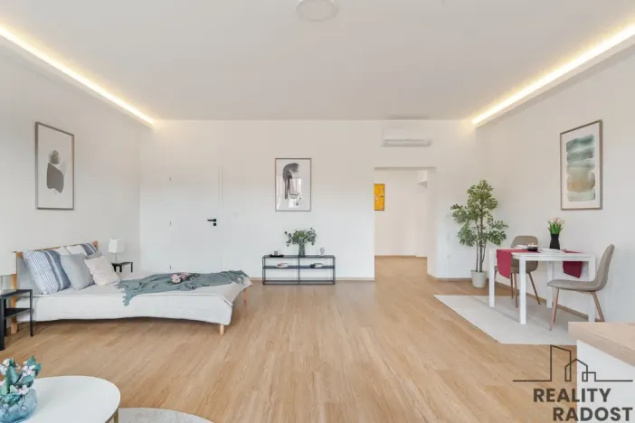 Prodej bytu 4+1, Třebíč - Vnitřní Město, Karlovo nám., 136 m2