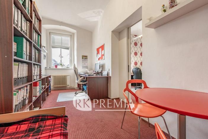 Prodej vícegeneračního domu, Lahošť, U Kapličky, 1331 m2