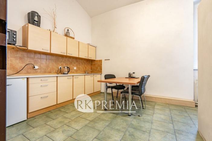 Prodej vícegeneračního domu, Lahošť, U Kapličky, 1331 m2