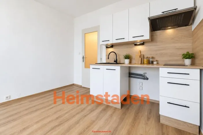 Pronájem bytu 1+kk, Karviná - Hranice, Čsl. armády, 27 m2