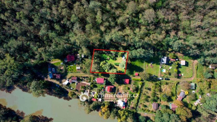 Prodej zahrady, Dyje, 869 m2