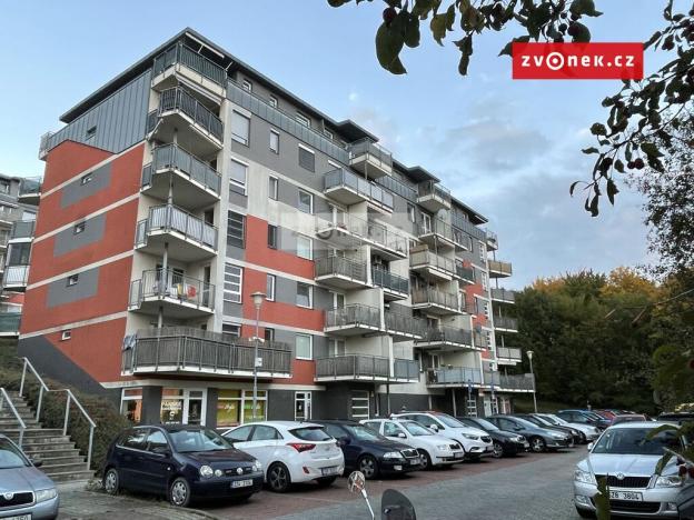 Pronájem bytu 1+kk, Zlín, Plesníkova, 33 m2