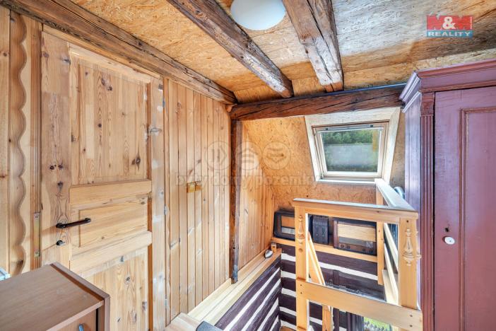 Prodej chalupy, Úpice - Radeč, 136 m2