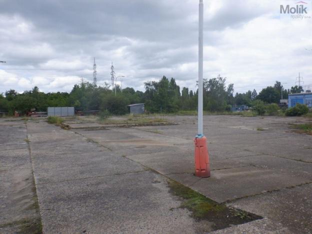 Pronájem výrobních prostor, Chomutov, Beethovenova, 2500 m2