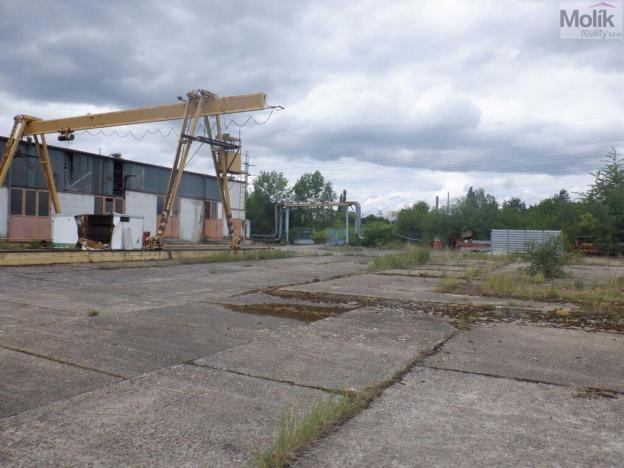 Pronájem výrobních prostor, Chomutov, Beethovenova, 2500 m2