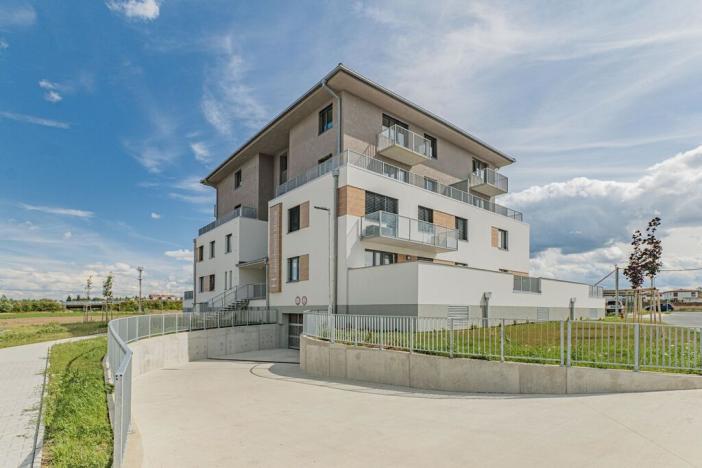 Pronájem bytu 2+kk, Praha - Sobín, Želetická, 53 m2