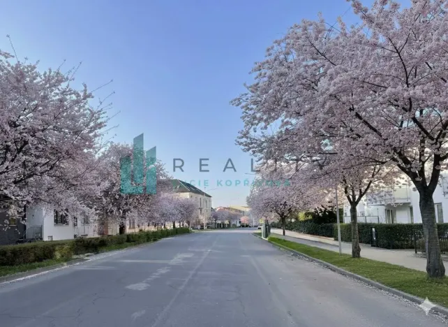 Prodej bytu 3+kk, Strážnice, Grůska, 74 m2