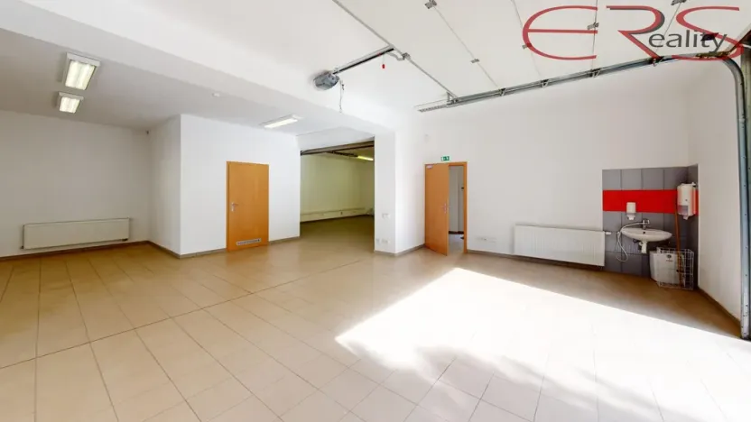 Prodej kanceláře, Mladá Boleslav - Mladá Boleslav IV, 1800 m2