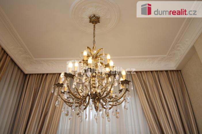 Prodej bytu 2+kk, Mariánské Lázně, Masarykova, 68 m2