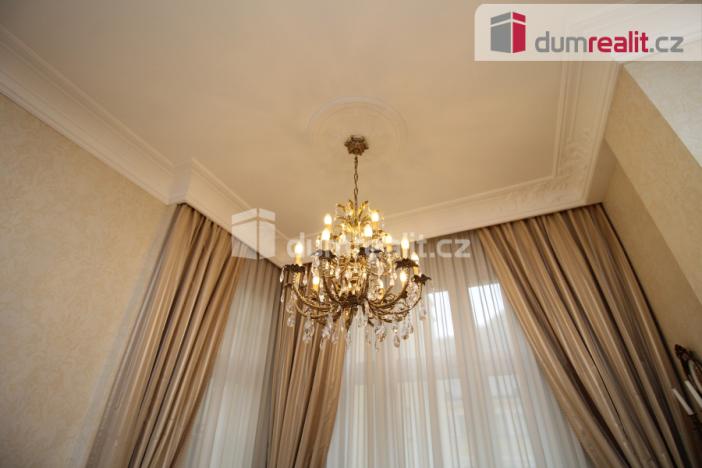 Prodej bytu 2+kk, Mariánské Lázně, Masarykova, 68 m2