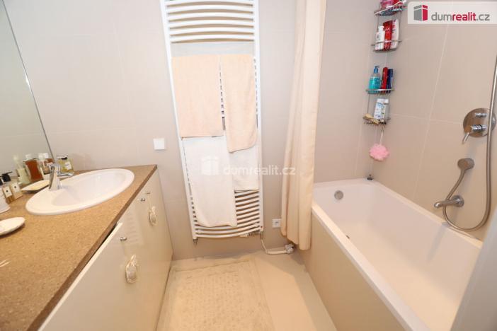 Prodej bytu 2+kk, Mariánské Lázně, Masarykova, 68 m2