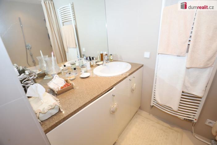 Prodej bytu 2+kk, Mariánské Lázně, Masarykova, 68 m2