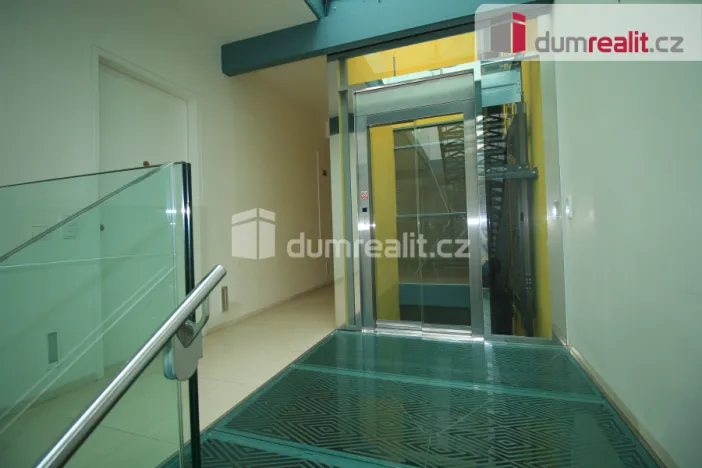 Prodej bytu 2+kk, Mariánské Lázně, Masarykova, 88 m2